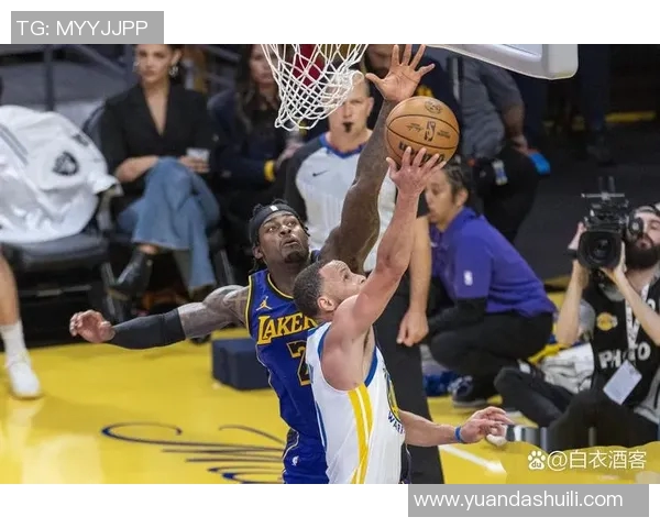 湖人对阵篮网夏季联赛精彩回顾与球员表现分析